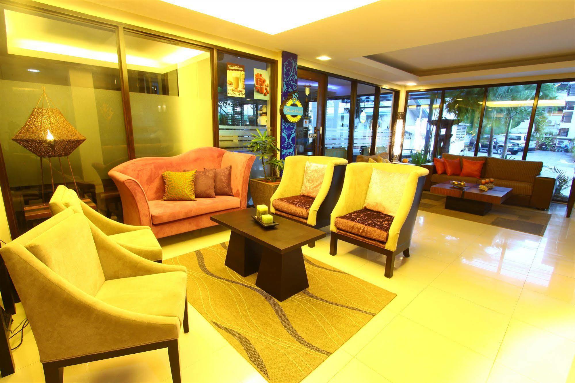 โรงแรมโฮม เครสต์ Davao ภายนอก รูปภาพ